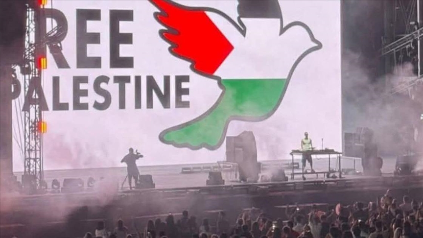 Mesazhi "Free Palestine" u shfaq në festivalin "Sunny Hill" në Prishtinë