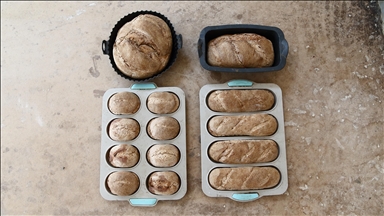 Turkish women recreate 3,500-year-old Hittite bread using traditional methods