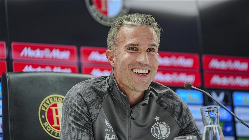 Feyenoord Teknik Direktörü Robin van Persie: Galatasaray'a attığım 2 gol Fenerbahçe'deki en güzel anılarımdan biriydi
