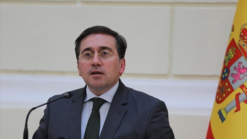 İspanya Dışişleri Bakanı Albares, AB'yi İsrail'e karşı çok geç harekete geçmekle suçladı