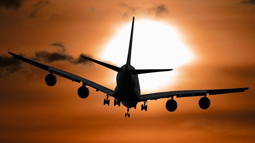 Severe weather disrupts air traffic in Hong Kong