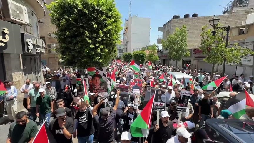 الضفة.. قادة وناشطون يضربون عن الطعام منذ 13 يوما تضامنا مع غزة