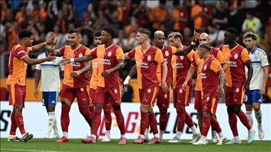 Galatasaray, Trendyol Süper Lig'in yeni sezonu için kadro bildirimi yaptı