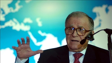 Former Romanian president Ion Iliescu dies at age of 95