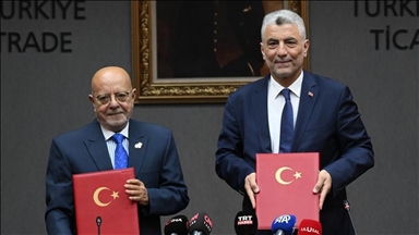 Türkiye-Syria sign trade agreements