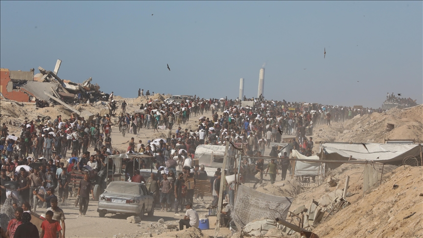 إعلام عبري: إسرائيل تروج لاحتلال غزة لدفع الفلسطينيين للهجرة 