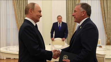 Ushakov califica de "útil y constructiva" la reunión entre Putin y Witkoff en Moscú