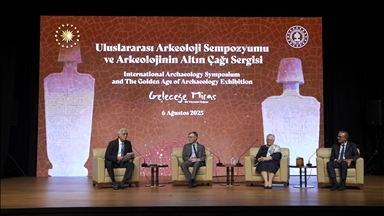 Yerli ve yabancı arkeologlar "Uluslararası Arkeoloji Sempozyumu"nda bir araya geldi