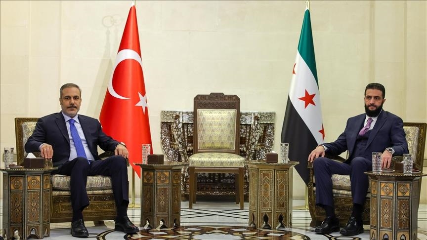 وزير الخارجية التركي يزور سوريا الخميس ويلتقي الشرع