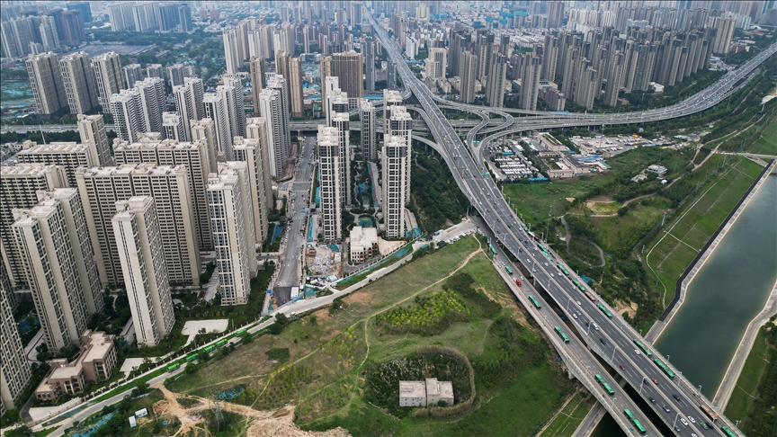 Chinese city suspends outdoor work amid high-level alert for floods