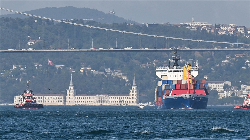 Türk boğazlarından yılın ilk yarısında yaklaşık 41 bin gemi geçti