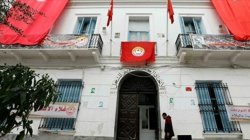 تونس.. اتحاد الشغل يحمل السلطة مسؤولية محاولة اقتحام محتجين لمقره
