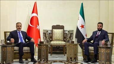 وزير الخارجية التركي يزور سوريا الخميس ويلتقي الشرع