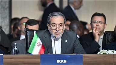 Iran reaffirms support for Hezbollah amid disarmament push