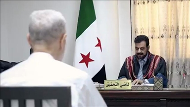"العدل السورية" تنشر مشاهد لتحقيقات مع شخصيات بارزة بنظام الأسد