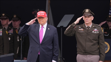 Trump'ın, orduya gizlice "yabancı kartellerle mücadele" emri verdiği iddiası