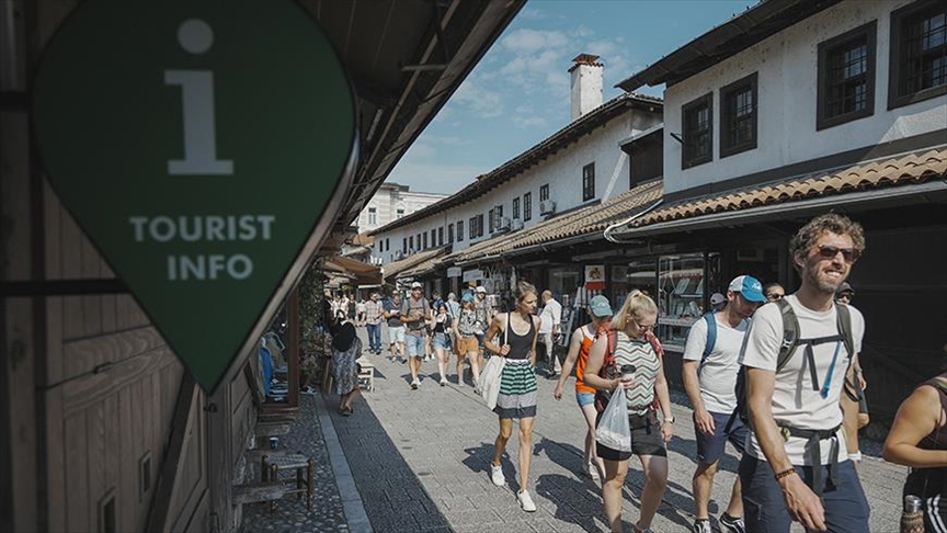 BiH u prvom polugodištu bilježi rast broja turista, najviše iz Hrvatske, Srbije i Turske