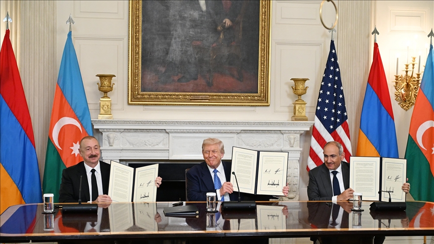 Azerbaïdjan / Arménie : Paris salue l’accord signé à Washington