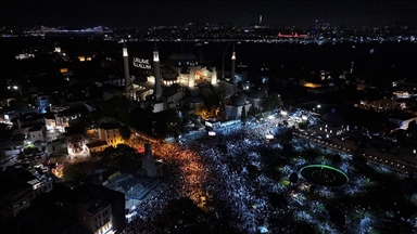 Hiljade ljudi u Istanbulu na protestnom maršu protiv genocida i gladi u Gazi