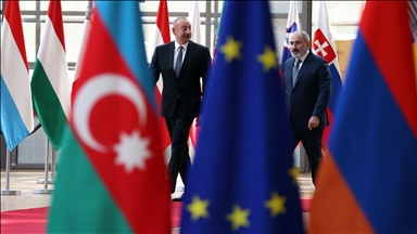 EU 'warmly' welcomes declaration signed by Azerbaijan, Armenia