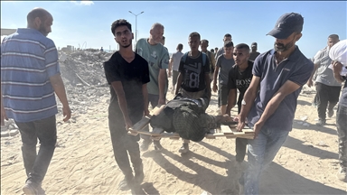 إسرائيل تقتل 9 فلسطينيين في غزة بينهم 8 من طالبي المساعدات
