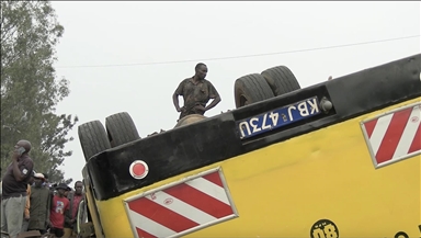 25 killed when bus carrying mourners overturns in western Kenya