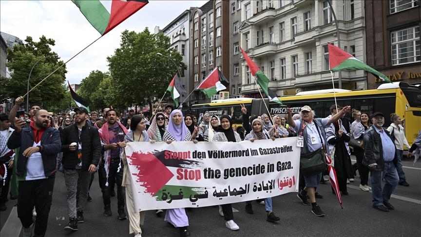 Survey says most Germans back recognition of Palestine
