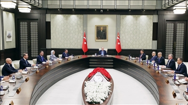 Kabine üyelerinden, cumhurbaşkanının halk tarafından seçilmesine ilişkin paylaşım