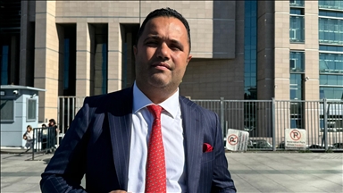 Avukat Rezan Epözdemir "siyasal ve askeri casusluk" ile "FETÖ'ye yardım" suçlarından gözaltına alındı