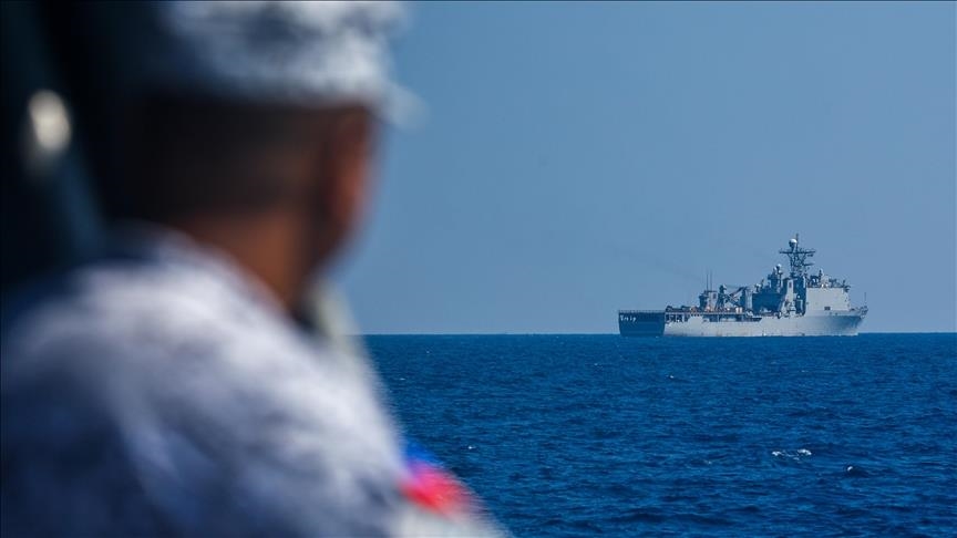 2 Chinese vessels collide in disputed waters: Philippines