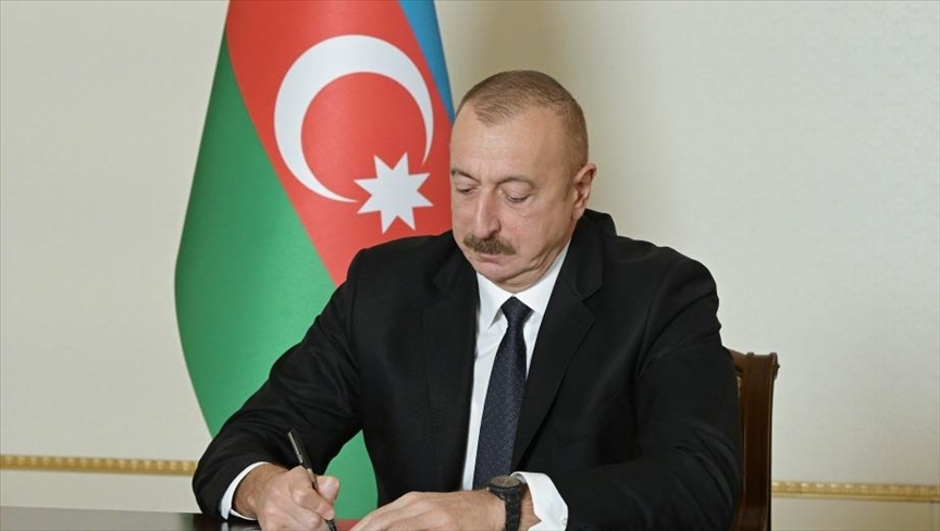 Азербайджан выделил Украине гуманитарную помощь