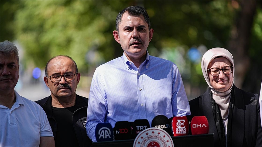 Bakan Kurum: Balıkesir'de 152 binada 265 bağımsız bölümün ağır hasarlı ya da yıkık olduğunu tespit ettik