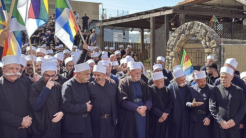 دمشق ترفض محاولات وضع الدروز في "معادلة الإقصاء أو التهميش" 