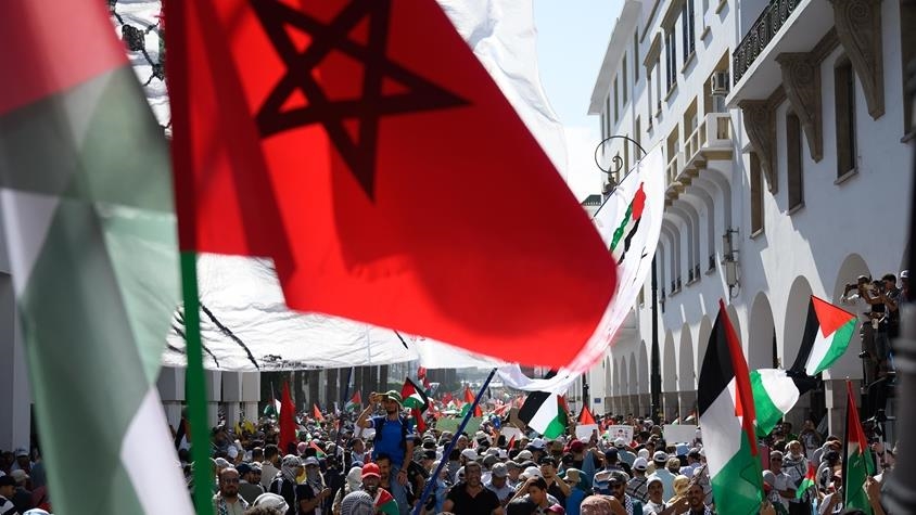 الرباط.. وقفة دعما لفلسطين ورفضا لاغتيال إسرائيل الصحفيين بغزة