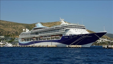 Круизный лайнер «Marella Discovery 2» пришвартовался у берегов Аланьи