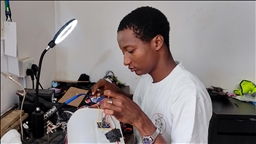 Un jeune Nigérian développe un drone capable de détecter les maladies agricoles