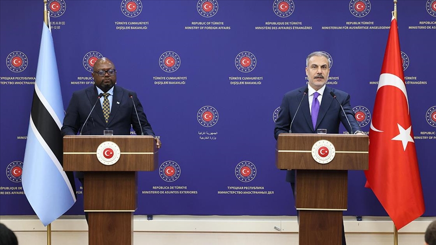 Bakan Fidan: Afrika ile ilişkilerimizi 4. Türkiye-Afrika Ortaklık Zirvesi'nde bir adım öteye taşıyacağız