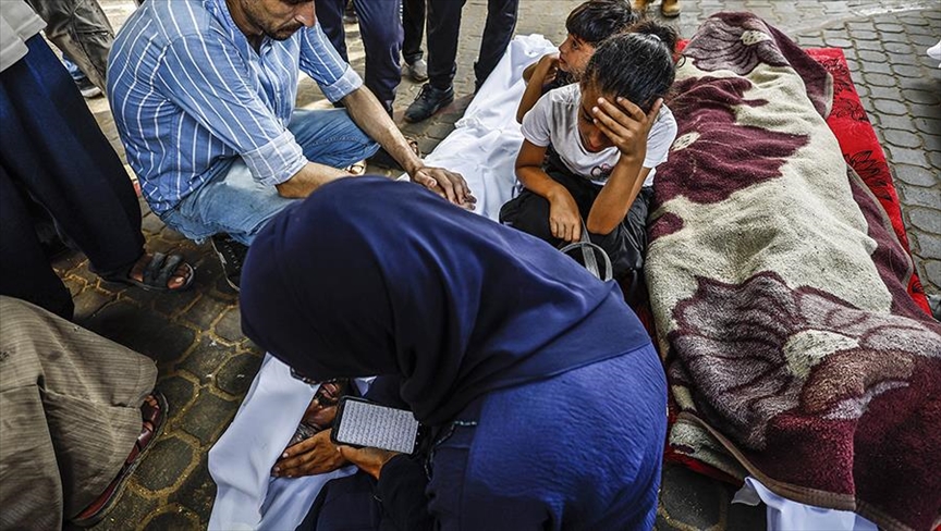 Najmanje 64 Palestinaca ubijeno u izraelskim napadima na kuće i šatore raseljenih širom Gaze