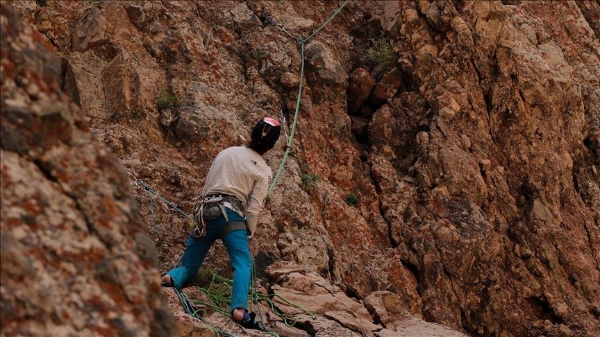 Kineska planinarka poginula silazeći s vrha K2 na sjeveru Pakistana