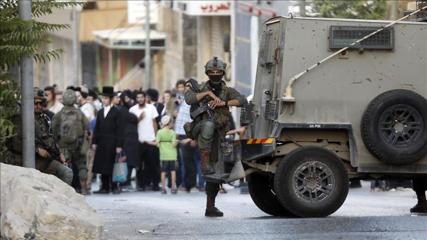 إصابة خطيرة لفلسطيني برصاص مستوطنين إسرائيليين شمالي الضفة 