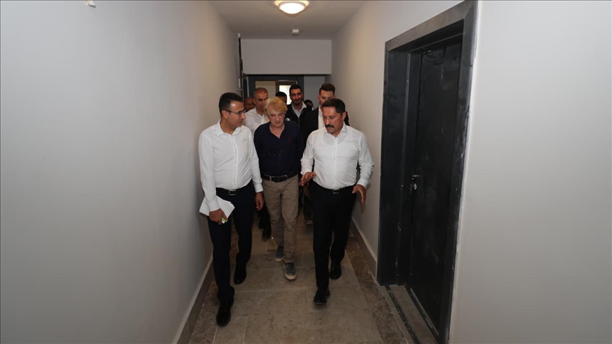 Hatay Kırıkhan'da afet konutları ve ticaret merkezlerinin yapımı sürüyor
