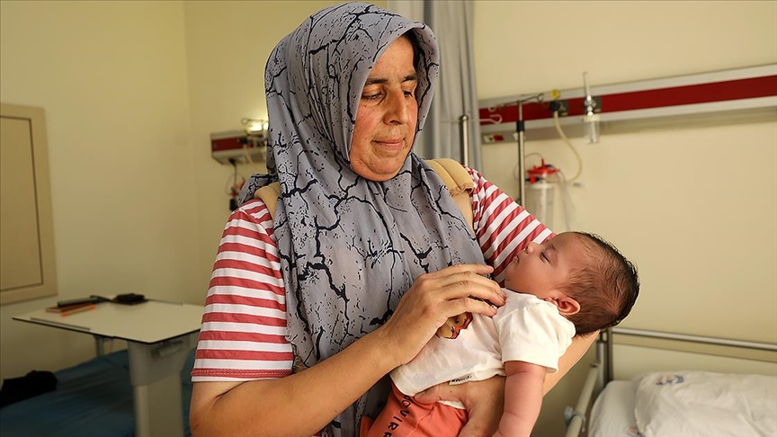Önce doğum yaptı, ardından kalp ameliyatına alındı