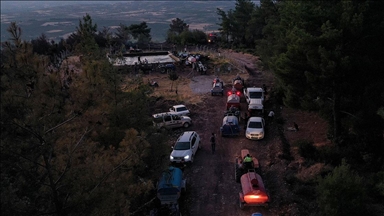 Manisa'da Şehzadeler ve Soma ilçesindeki yangınlarla ilgili 2 kişi tutuklandı