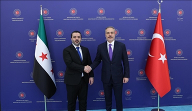 Fidan responsabiliza a Israel de los recientes acontecimientos sangrientos acaecidos en el sur de Siria