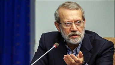 لاریجانی: هر تصمیمی که دولت لبنان با همفکری مقاومت بگیرد، ما به آن احترام می‌گذاریم