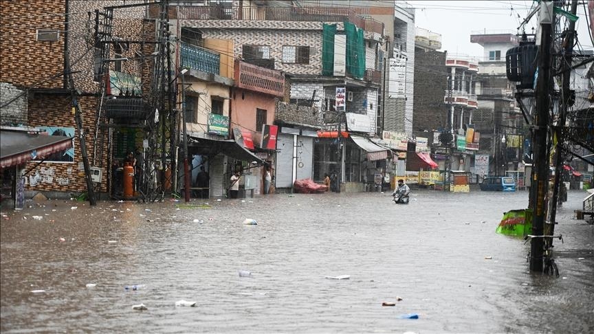 Cloudburst in Jammu and Kashmir leaves 33 dead, dozens of others missing: Report