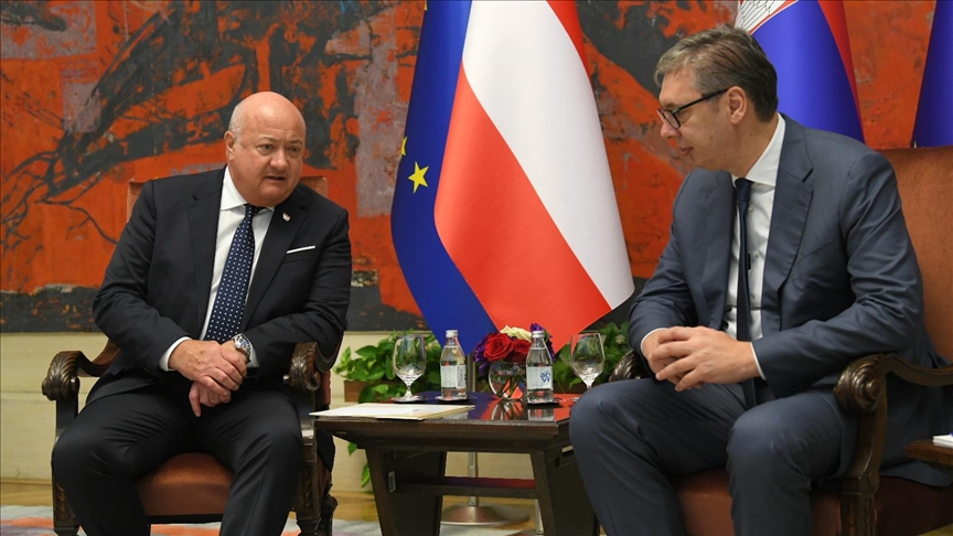 Austrian chancellor urges Serbia to engage in dialogue with Kosovo