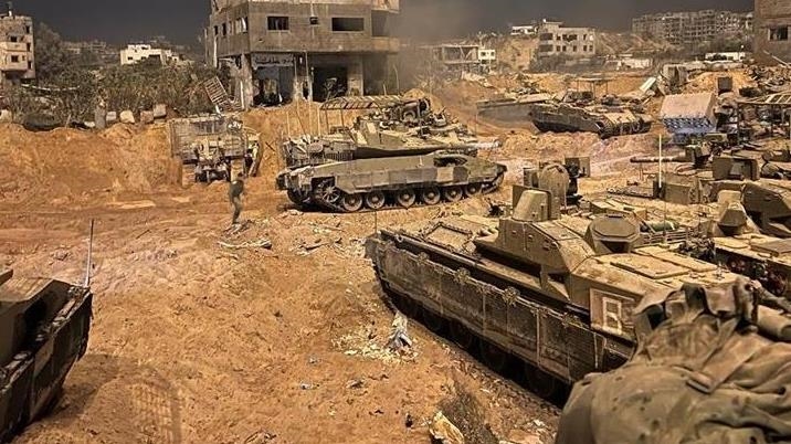 غزة.. "القسام" تعلن استهداف دبابتين إسرائيليتين وسط خان يونس