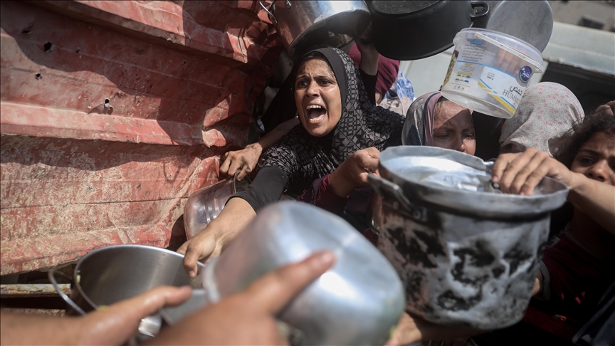 UK premier urges Israel to urgently lift restrictions on aid to Gaza
