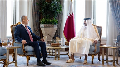 أمير قطر يستقبل وزير الخارجية التركي في الدوحة